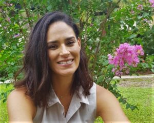 Laura Martinez Quesada remax bienes raices playa jaco costa rica