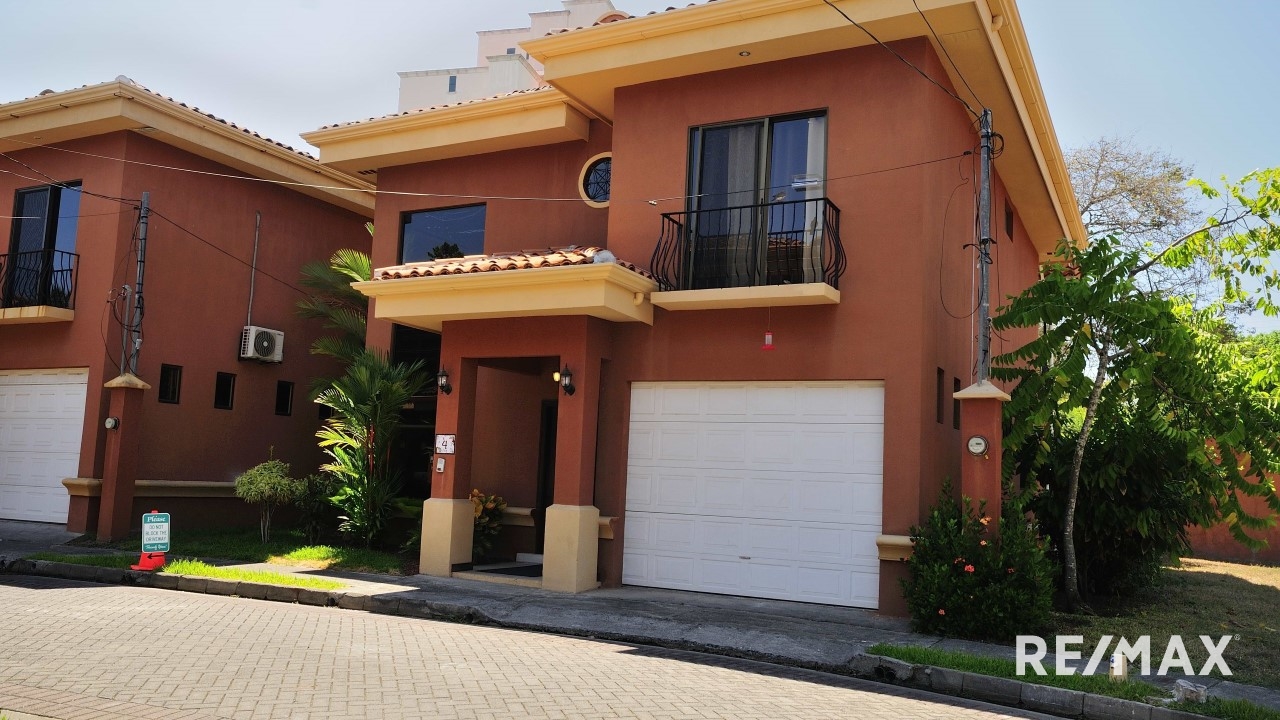 La Flor Jaco Beach For Sale RE/MAX Jaco Beach Costa Rica Real Estate