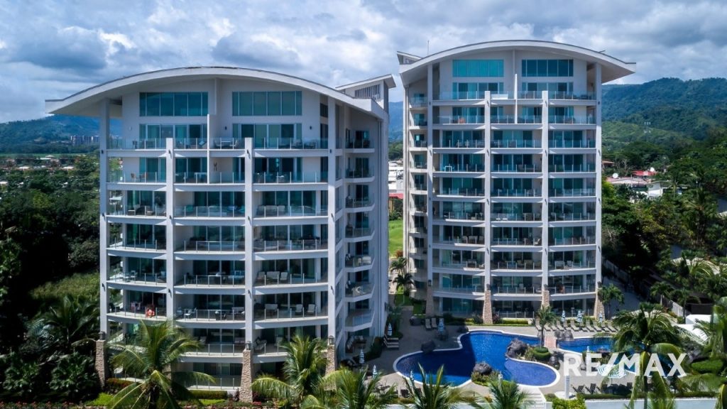 Diamante Del Sol Jaco Beach Condo Towers RE/MAX Jaco Beach Costa Rica