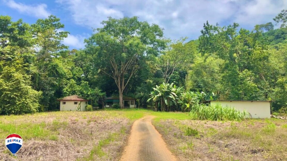 Property in Playa Hermosa
