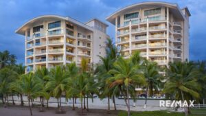 Diamante Del Sol Conods for sale Jaco Beach