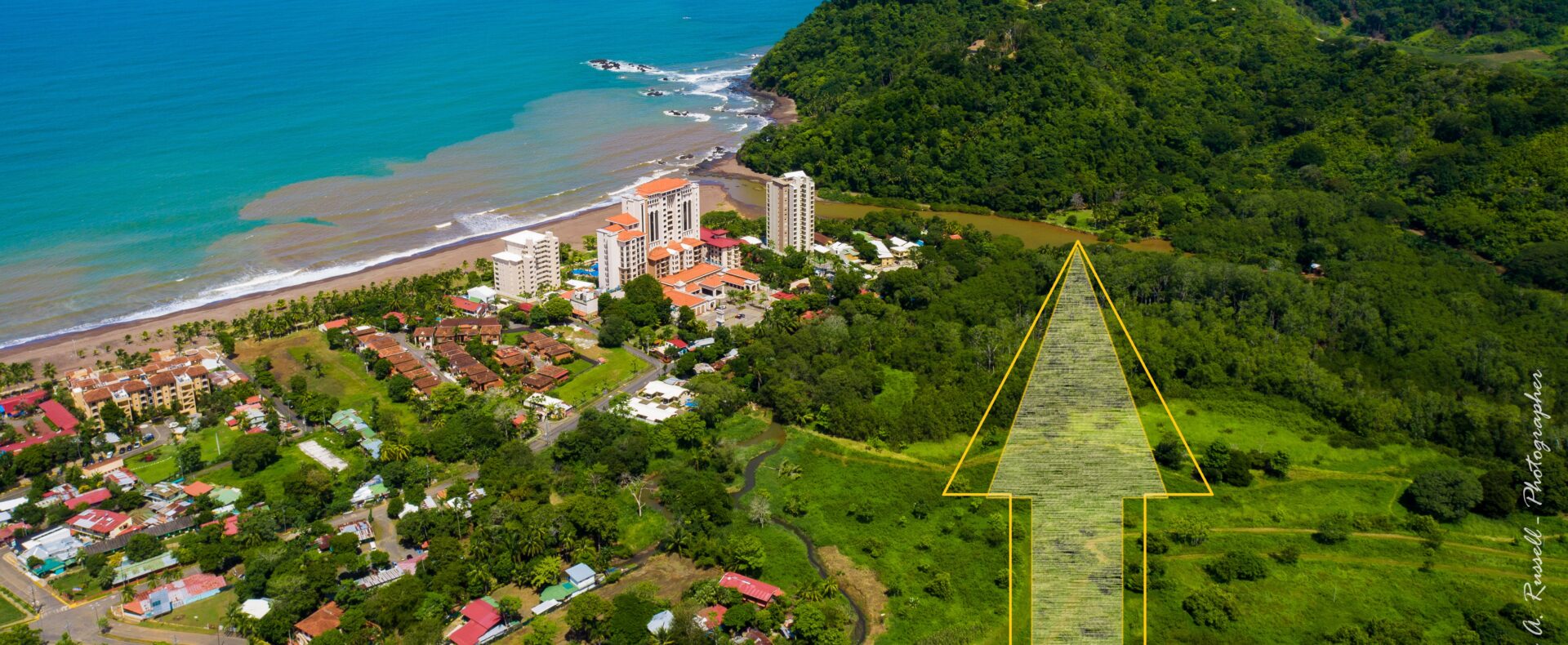 Jaco land near the beach on a private 2,052 m² lot just one block from the shoreline—ideal for residential or commercial development.