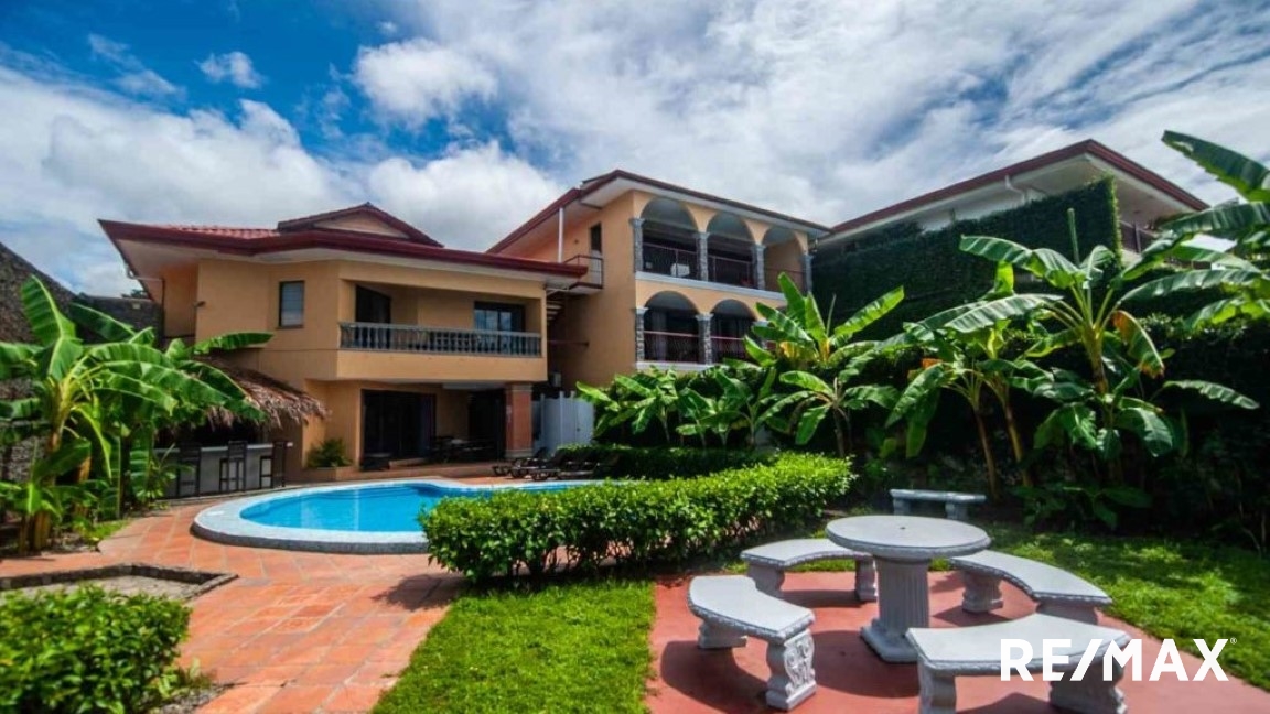 RE/MAX real estate, Costa Rica, Jaco, Oceanfront Four Properties in one with 43 Bedrooms
