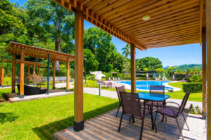 Herradura gated corner lot with 251 m² inside a secure community near Los Sueños, Jaco, and the beach. Ready for your custom home.