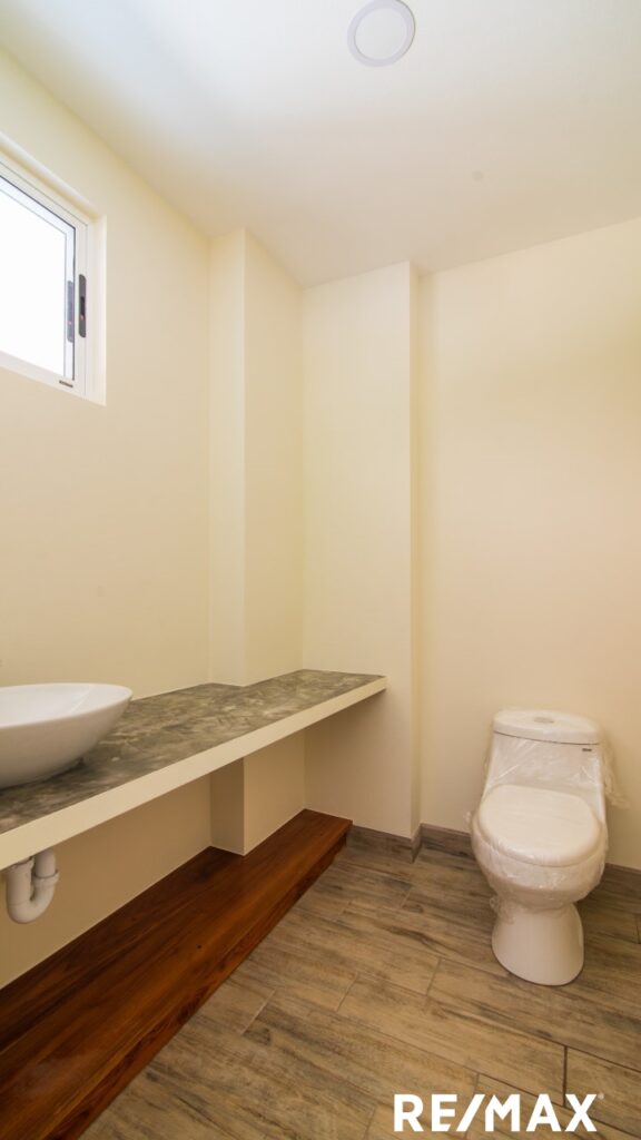 Scale Maximun 024_fixed_Mata de Platano Casa 1 (9).scale-200 | REMAX Jaco Beach Costa ...