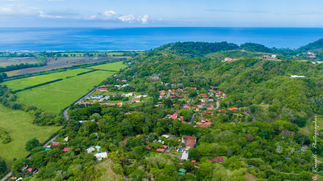 Hermosa oversized lot ready to build, just blocks from the beach with great surroundings and ample space for a custom coastal home.
