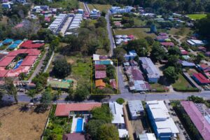 Jaco development property near the beach. Corner lot with 837 m² of potential for remodeling or new projects in a prime mixed-use location.