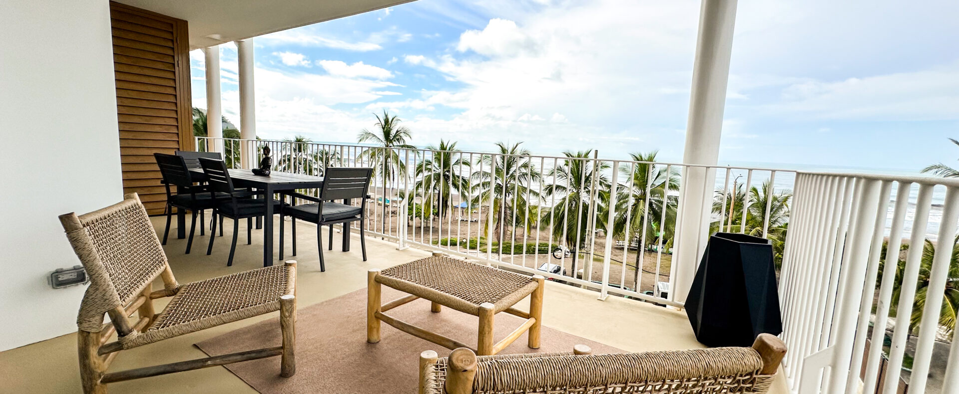 real estate trends Jaco April
