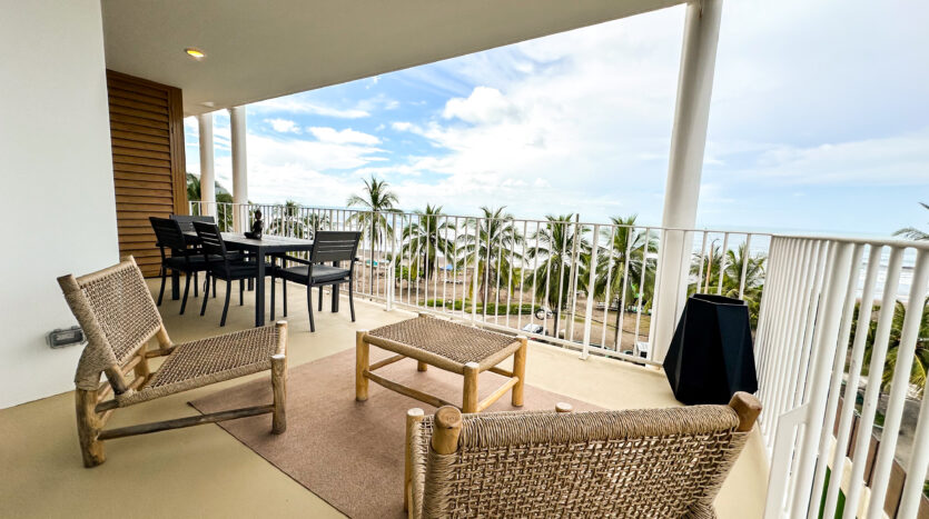 real estate trends Jaco April