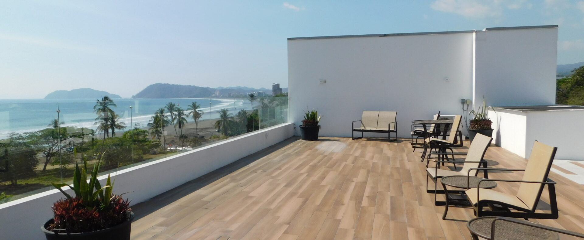 Jaco Beach condo 2-bedroom for sale in Sunset Boulevard. Furnished unit steps from the sand with pool, security, and private setting.