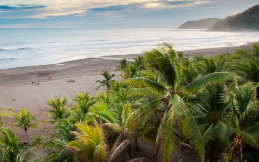 moving to Costa Rica