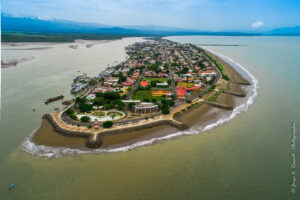 Fully titled Puntarenas beach lot for sale. Flat and buildable with utilities and road access only minutes from the ocean and city amenities.