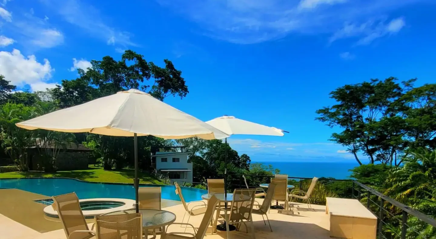 3-Bedroom Ground-Floor Condo in Nativa Resort