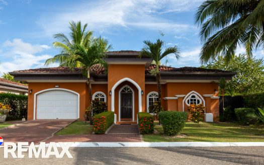 112 Costa del Sol | Large Lot | Pool | Garage