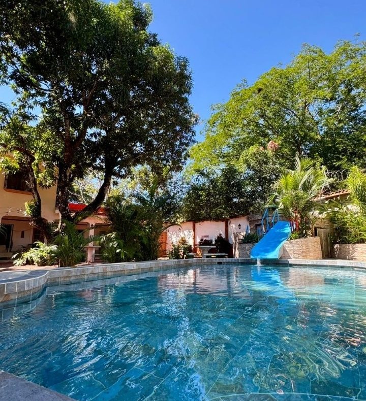 Jaco beach compound