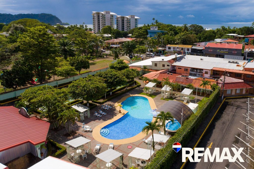 Jaco Beach Tropical Drone pool Diamante