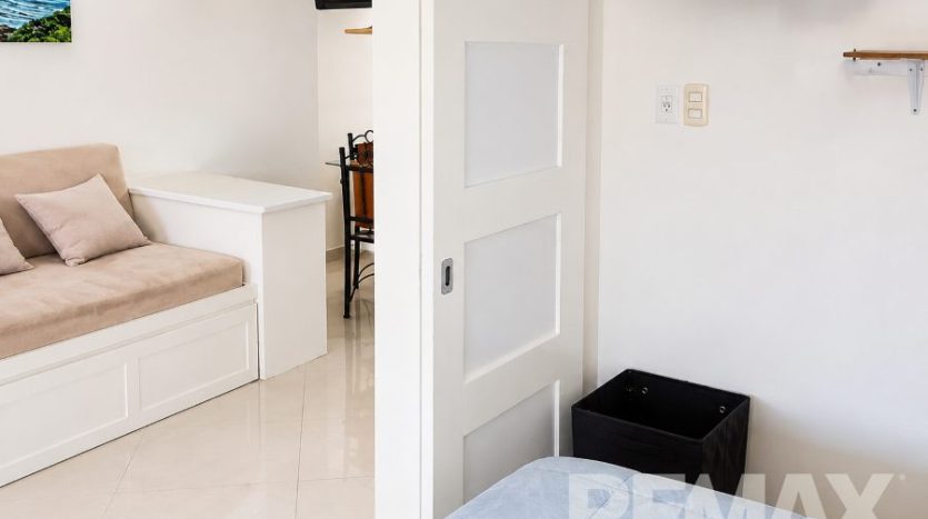 8 Fully remodeled Jaco condo Bedroom