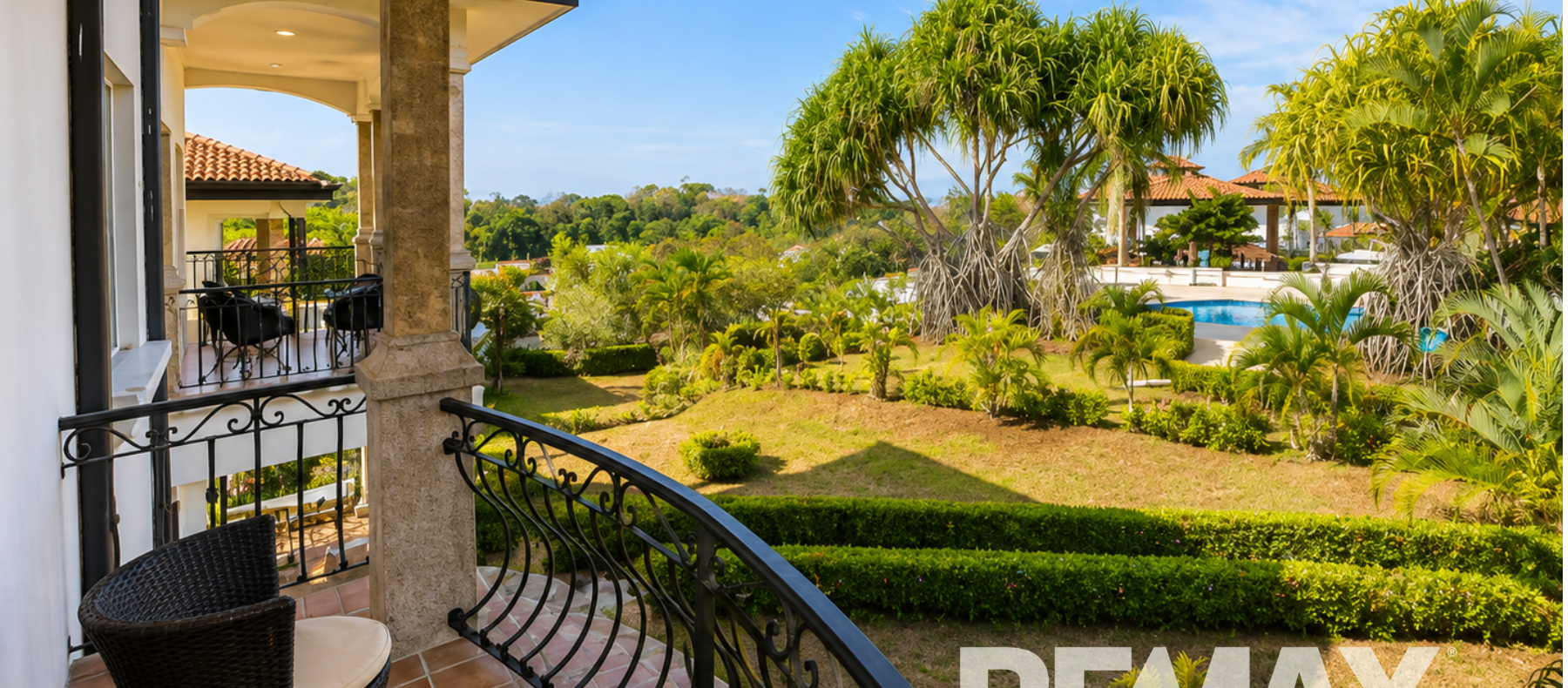 Remodeled ocean view Del Pacifico Condo