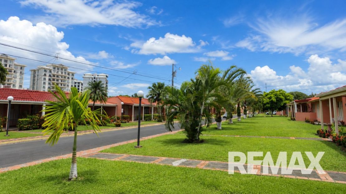 Paradise Condo Fully Remodeled (13)