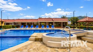 Paradise Condo Fully Remodeled (1)