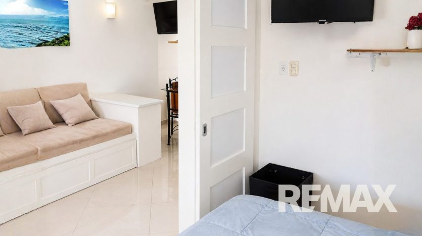 Paradise Condo Fully Remodeled (1)