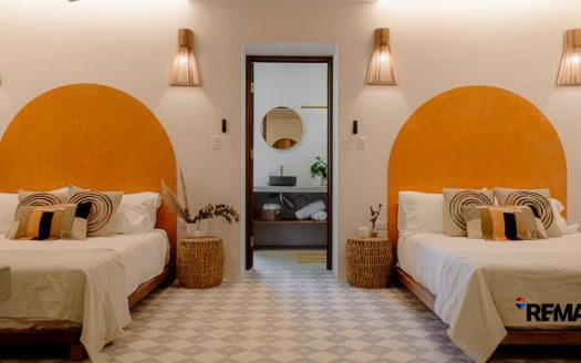 Boutique Property with Rooftop in Jaco Beach