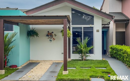 Beautiful 2-Bedroom Home in Ciudad del Mar – Jaco