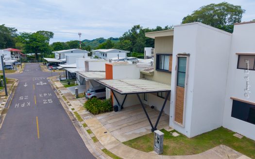 Herradura Home best location offers securty comfort