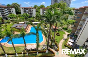 condo steps to jaco beach pool tower