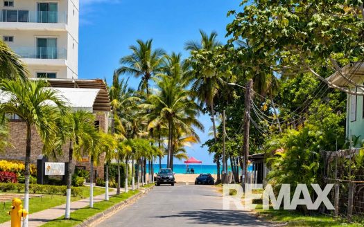 Charming Jacó Apartment Steps from the Beach