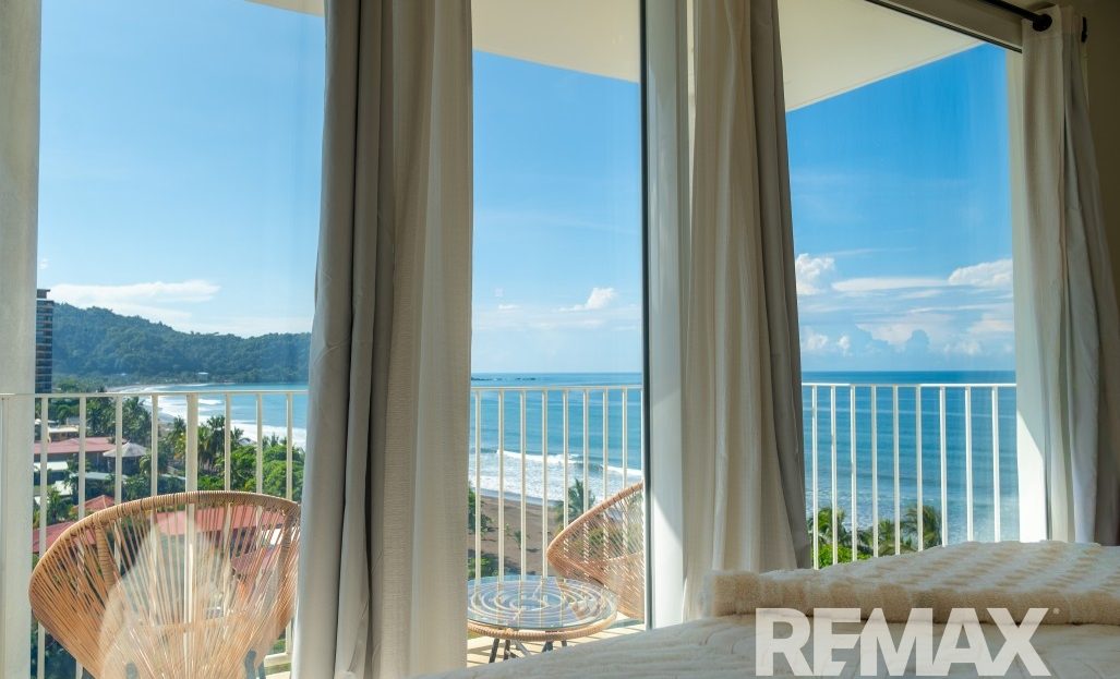 Pacific Point 10th floor 3 Bed w/lock-off — photo 23